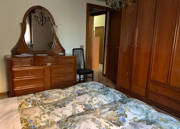 דירה Casa Di Nicola *